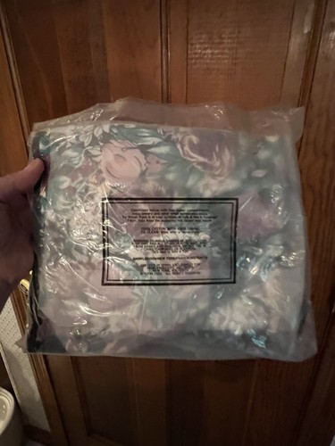 Vintage Avon 1992 Floral Garden Accessory Roll - Brand New! - Picture 2 of 2