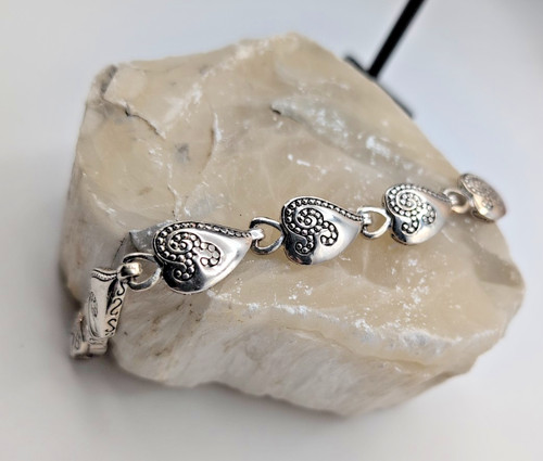 silvertone filigree heart magnetic bracelet