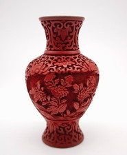 Alte China - Rotlack Vase - cinnabar vase - Chinese vase mit Pfingstrosen, 13 cm
