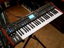 MUST SEE  BEHRINGER DEEPMIND 12 IN NEW CONDITION STILL IN FACTORY BOX 