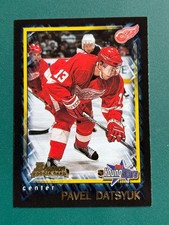 2001-02 Bowman Rookie Pavel Datsyuk Hockey Card /A398. rookie card picture