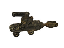 Honda VF500 F2 A reg rear brake cylinder.