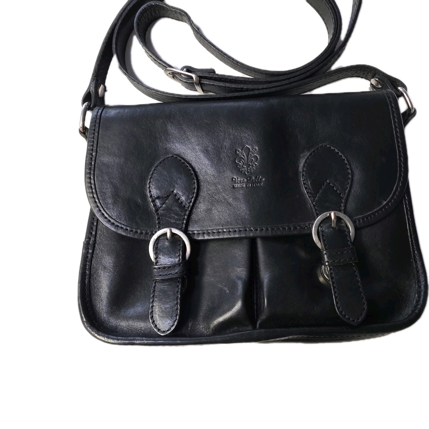 Vera Pelle Navy Crossbody Bag Magnetic Closure Inner Pockets
