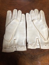 Vintage Women  s Dress Gloves Ivory White Cotton Made in Italy Size 7
