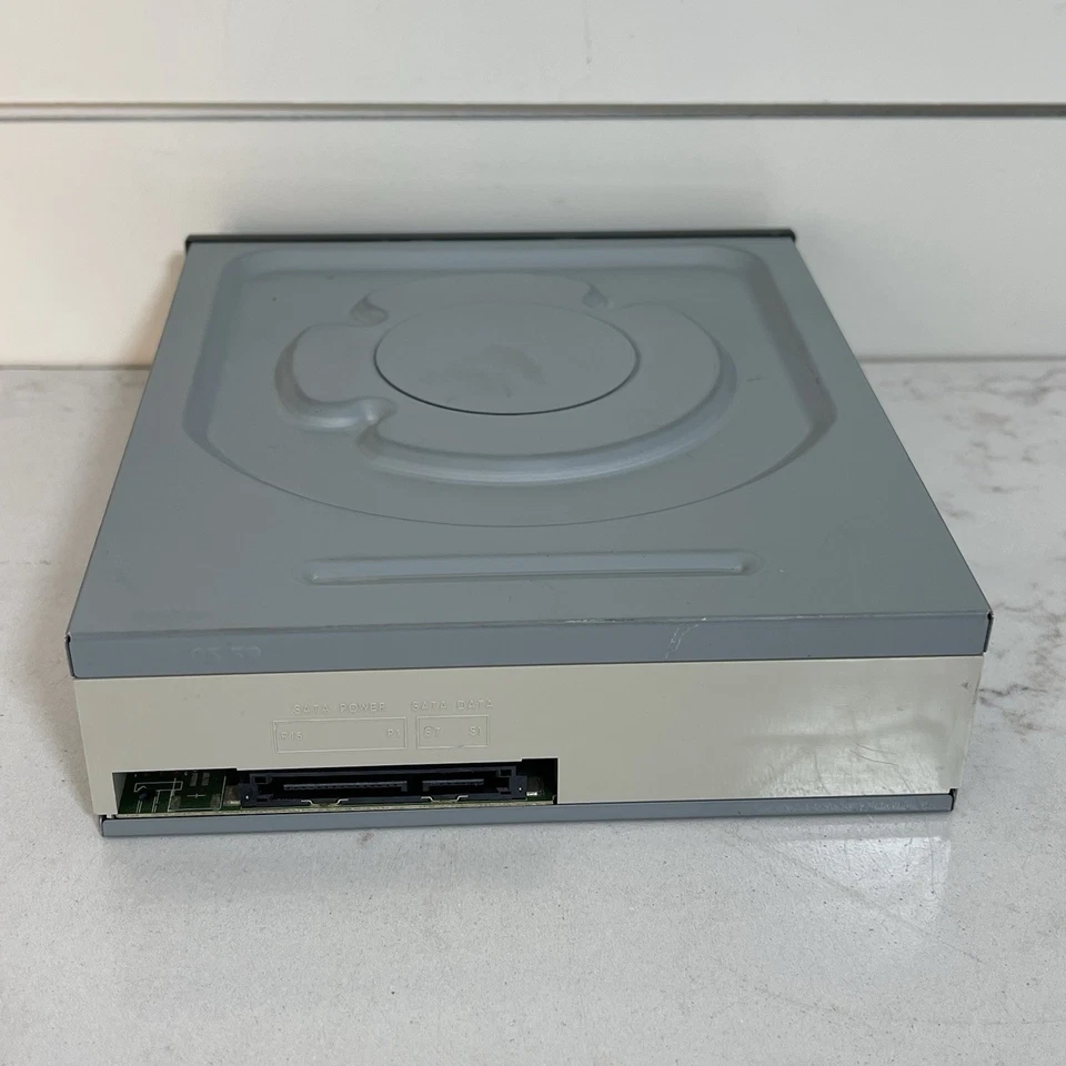 ASUS DRW-24B3ST Internal DVD/CD Writer DVD Burning 24x SATA Optical Drive USED - Image 2 of 4