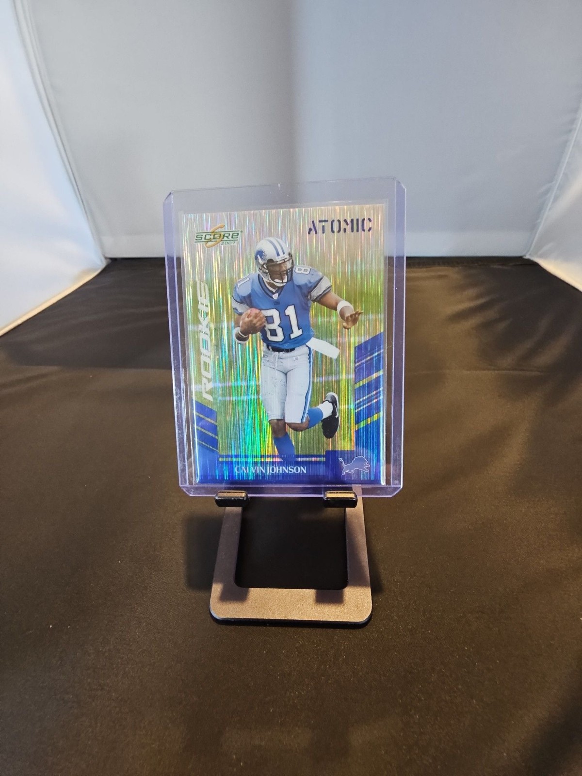 Score 2007 Calvin Johnson Rookie Card #351 Atomic Holographic