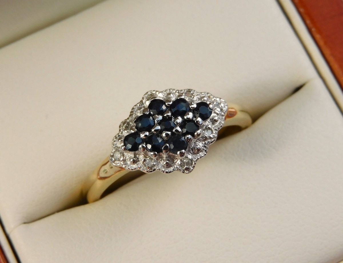 STUNNING PJ 9CT YELLOW GOLD SAPPHIRE + DIAMOND CLUSTER RING 2.4g 