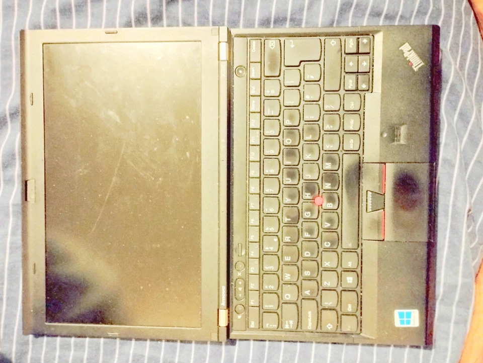 Lenovo ThinkPad X230 · i5-4300U · 8GB · 128GB, photo 1 of 2