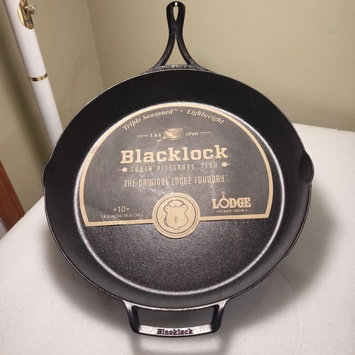 LODGE "BLACKLOCK" #10 CAST IRON SKILLET WITH HEAT RING