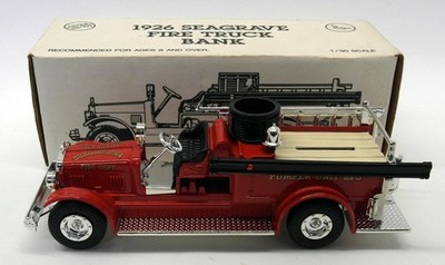 Ertl Maßstab 1:30 - 9497 1926 Seagrave Feuerwehrauto Dublique Fire Dept