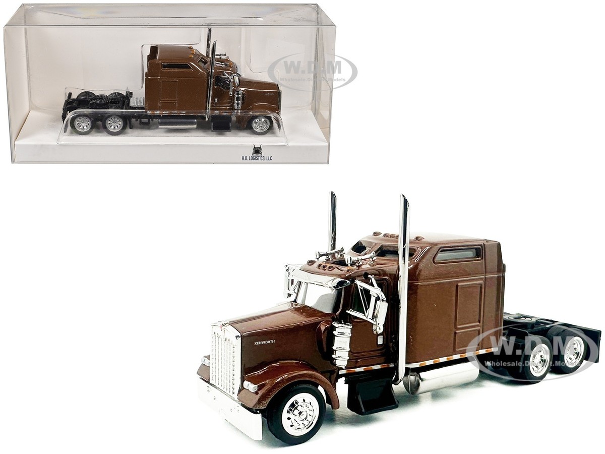 KENWORTH W900L TRUCK W/SLEEPER BROWN 1/87 (HO) SCALE BY HO