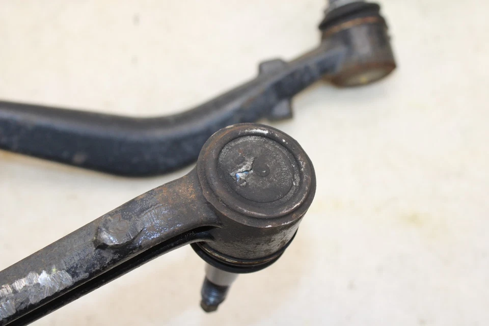 Juego de brazo de control delantero izquierdo Chevrolet Camaro 2010-2015 OEM MG73 Foto 4 de 4