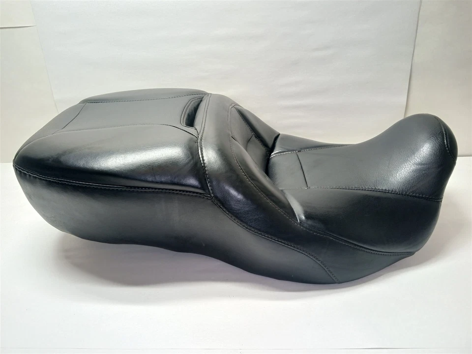 Harley-Davidson 2014-15 Electra Glide CVO Heated Hammock Seat 52000083 - Image 2 of 4