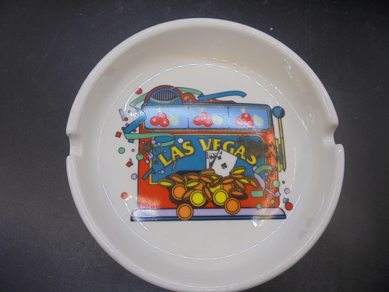 Las Vegas Souveiner Ashtray & Native American Design Cigarette Snuffer