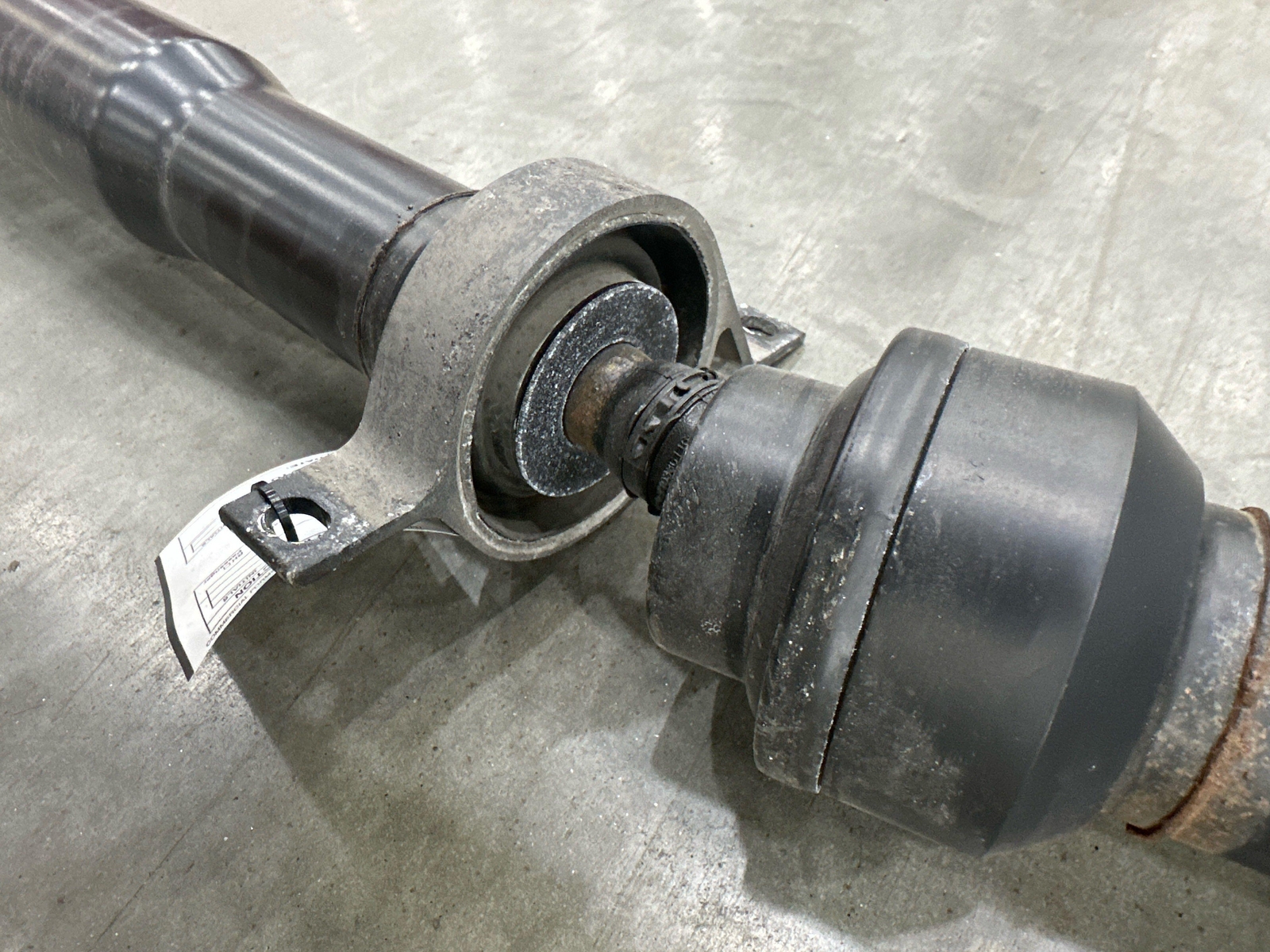 2017 - 2020 MASERATI LEVANTE M161 OEM 3.0L AWD REAR DRIVE SHAFT PROPELLER SHAFT