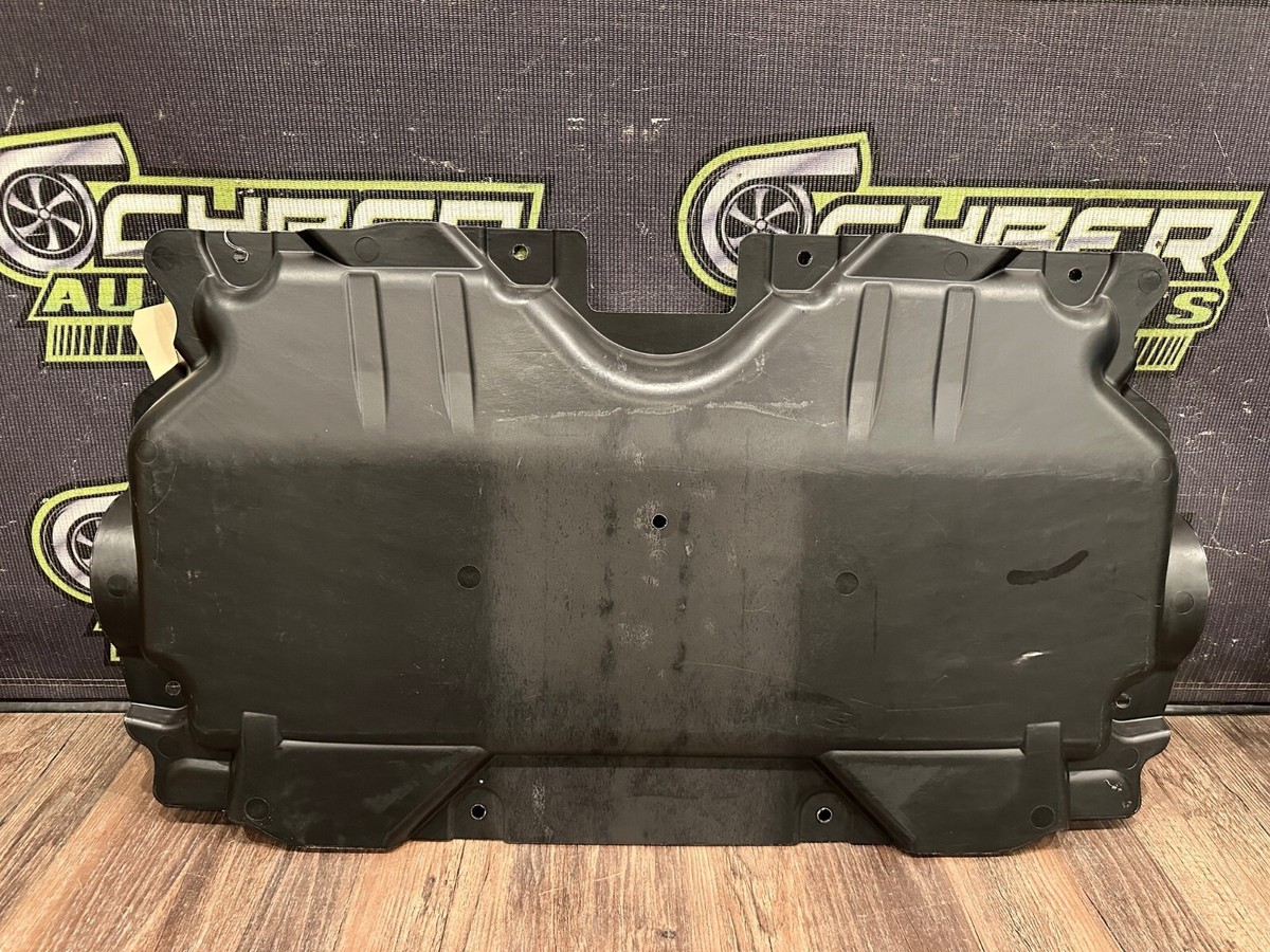 2015-2023 MERCEDES BENZ C63S AMG LOWER ENGINE COVER OEM 205-524-02