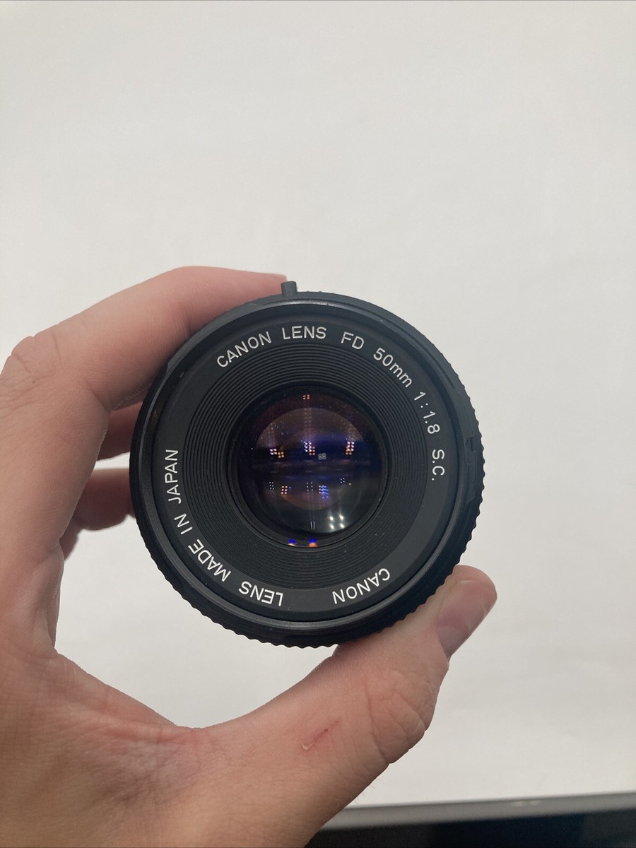 Canon Lens FD 50mm 1: 1.8 Canon Lens 603535 Made In Japan w Caps