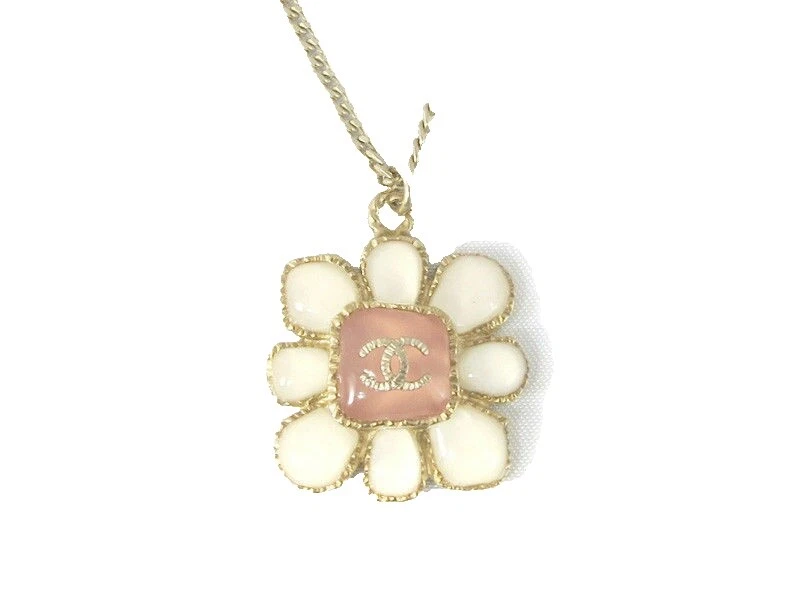 Folheado a Prata Esmalte CHANEL Fashion Jewelry