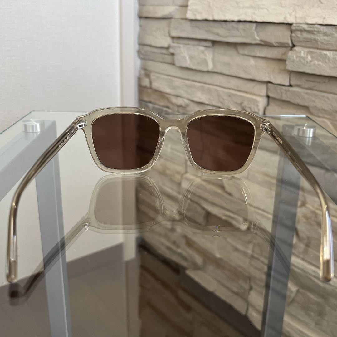 Occhiali da sole SAINT LAURENT vestibilità asiatica