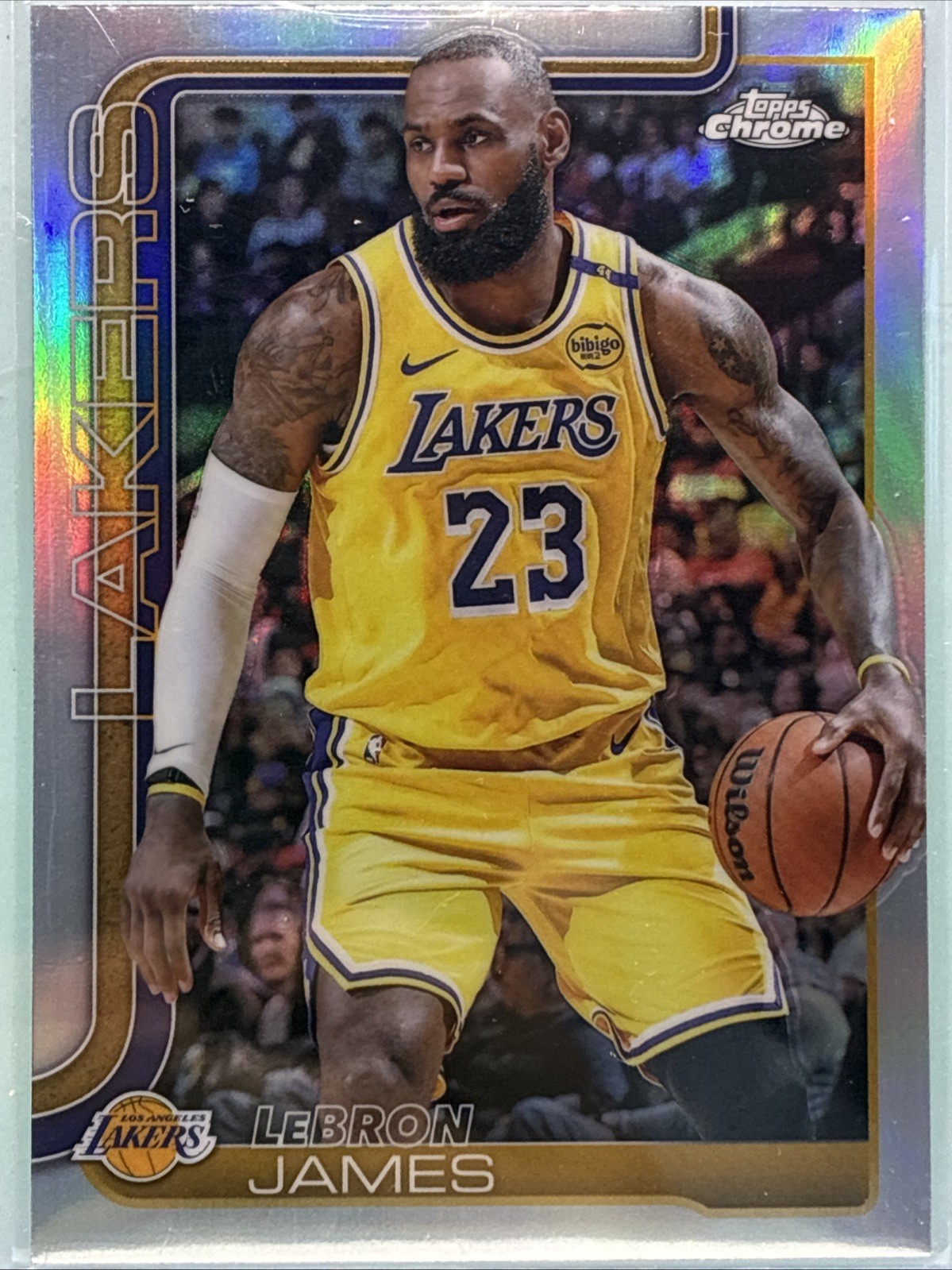 LeBron James 2025 Topps Chrome #127 Refractor Price Guide - Sports
