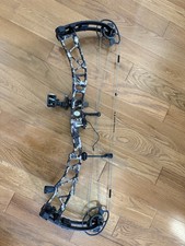 Elite Exalt 35 RH Pure Whitetail 60lb Compound Bow