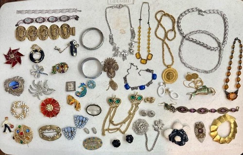 Lot Of 46 Vintage Costume Jewelry, Pins, Bracelets, Necklaces, Earrings