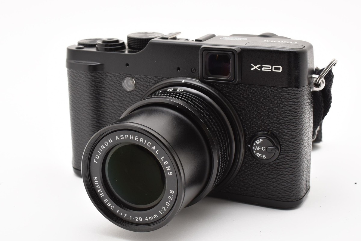 Fujifilm X Series X20 12.0MP Digital Camera Silver With Case From