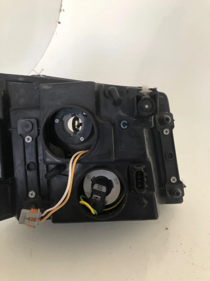 CONDUCTOR HALÓGENO IZQUIERDO SE ADAPTA A MONTAJE LÁMPARA FARO GMC ENVOY 02-09 [LEER JA145] Foto 3 de 4