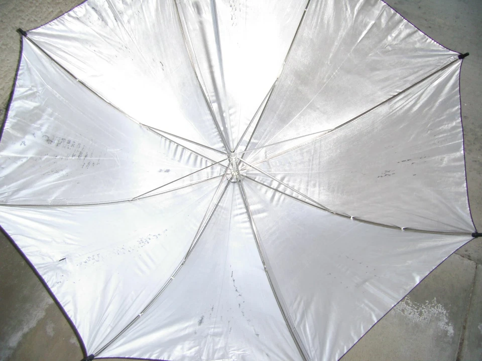 Photoflex UM-ADH45 45-in. Adjustable Umbrella (Silver) - Image 3 of 4