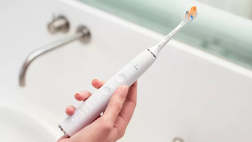 Philips Sonicare DiamondClean Smart toothbrush 9500 Series HX993W