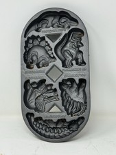 John Wright 1986 Vintage Cast Iron Dinosaur Cake Baking Pan Muffin Mold preowned