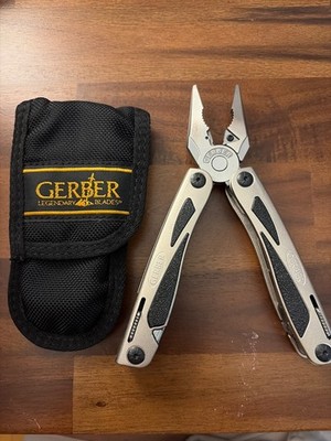 Gerber MP800 Urban Legend Multi Tool / Pliers with Sheath