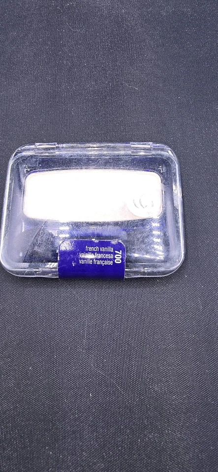  5 potenciadores de ojos Covergirl, 740 Brown Smolder, 670 bedazzle Biscotti, 700 francés  Foto 4 de 4