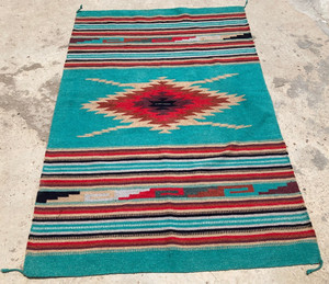 Vintage Navajo Handwoven Beautiful Native American Rug Carpet 70.4x46.4 In