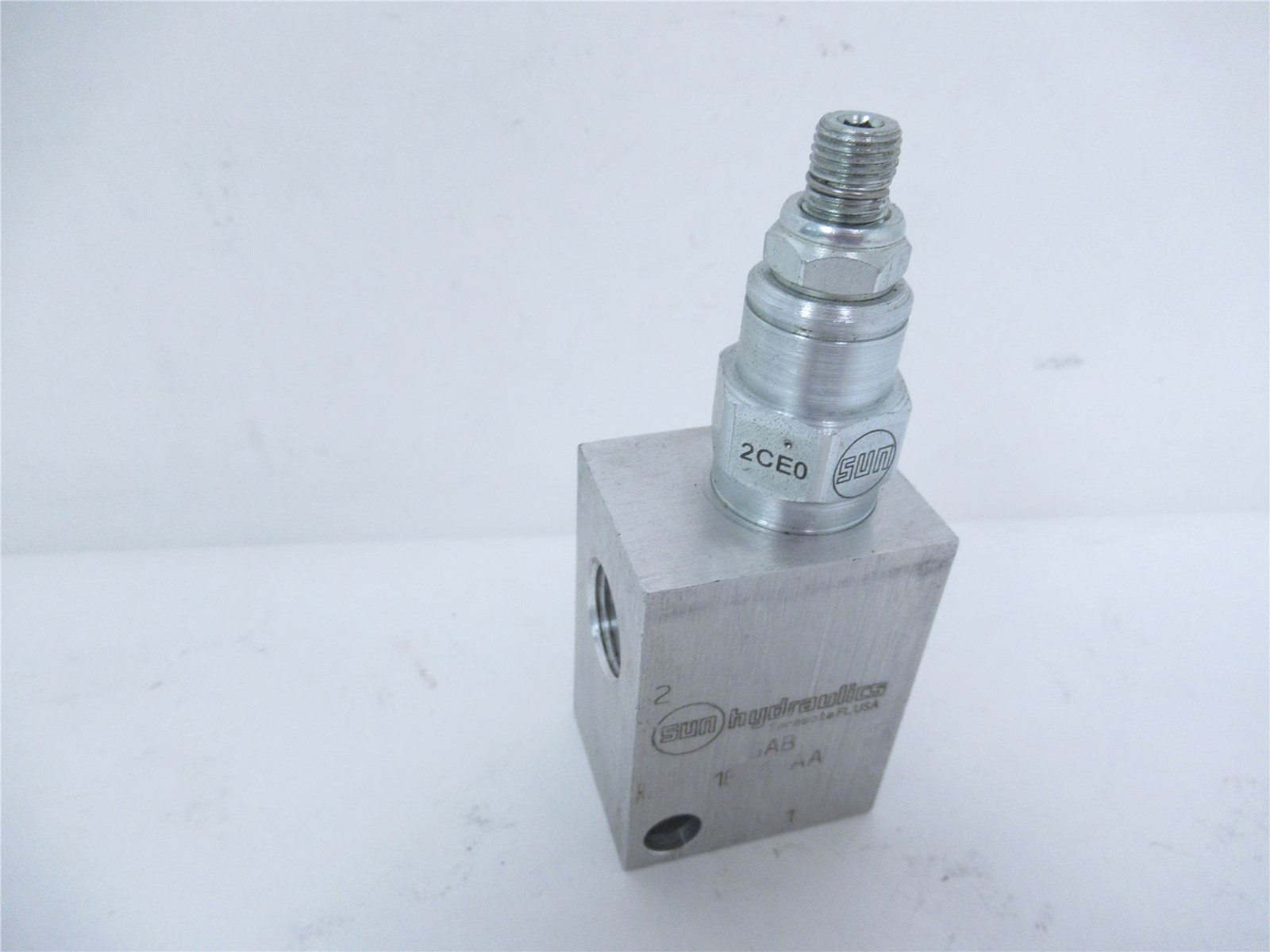 243667 New-No Box; Sun FDBALANGAB Valve Flow Control Bdy Cartr 3/8 NOT
