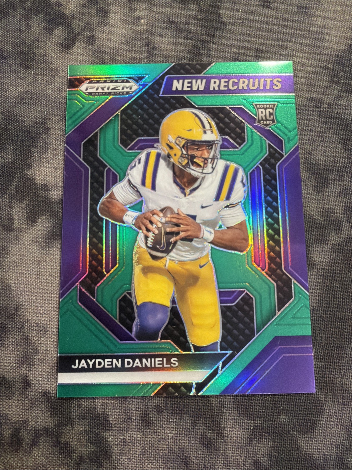2024  Prizm Draft Picks New Recruits Jayden Daniels #NR-JDS Green Prizm (RC)