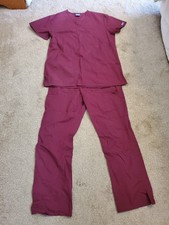 Womens Scrubs Set Wine Size Medium  6