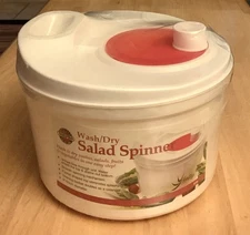 Norpro 9” Diameter Wash/Dry Salad Spinner w/Draining Basket/Colander - READ