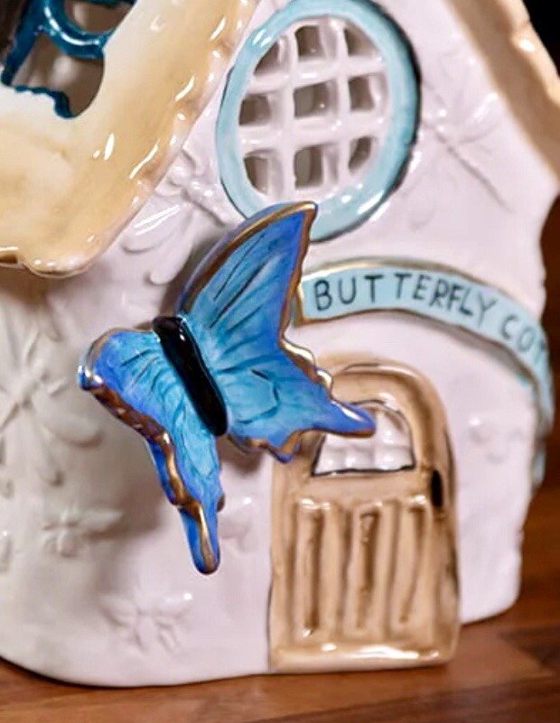 Blue Sky Clayworks BUTTERFLY COTTAGE Tea Light Candle House Auth Retailer NEW