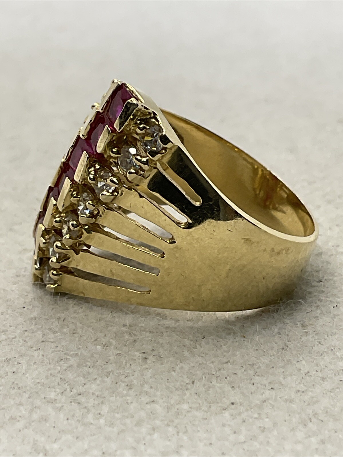 IMPRESSIVE Solid 14K Yellow Gold Princess Cut Cre… - image 3