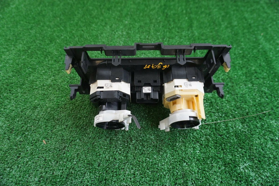 Subaru BRZ 2013 2014 calefacción control de aire acondicionado OEM Foto 2 de 4