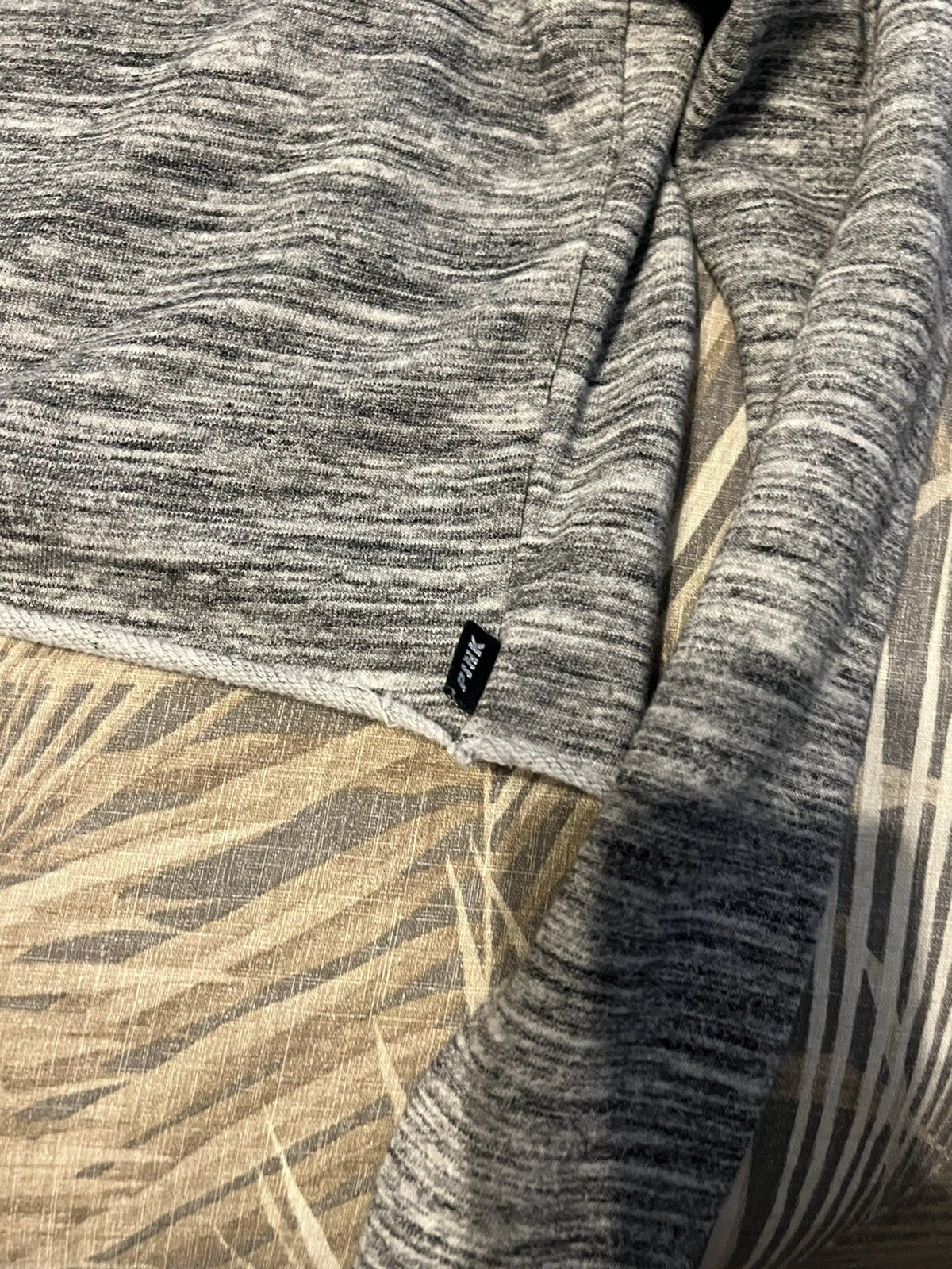 UNDERCOVER Felpa con cappuccio donna Vitoria Secret ROSA crop grigia coulisse buco della serratura posteriore taglia S