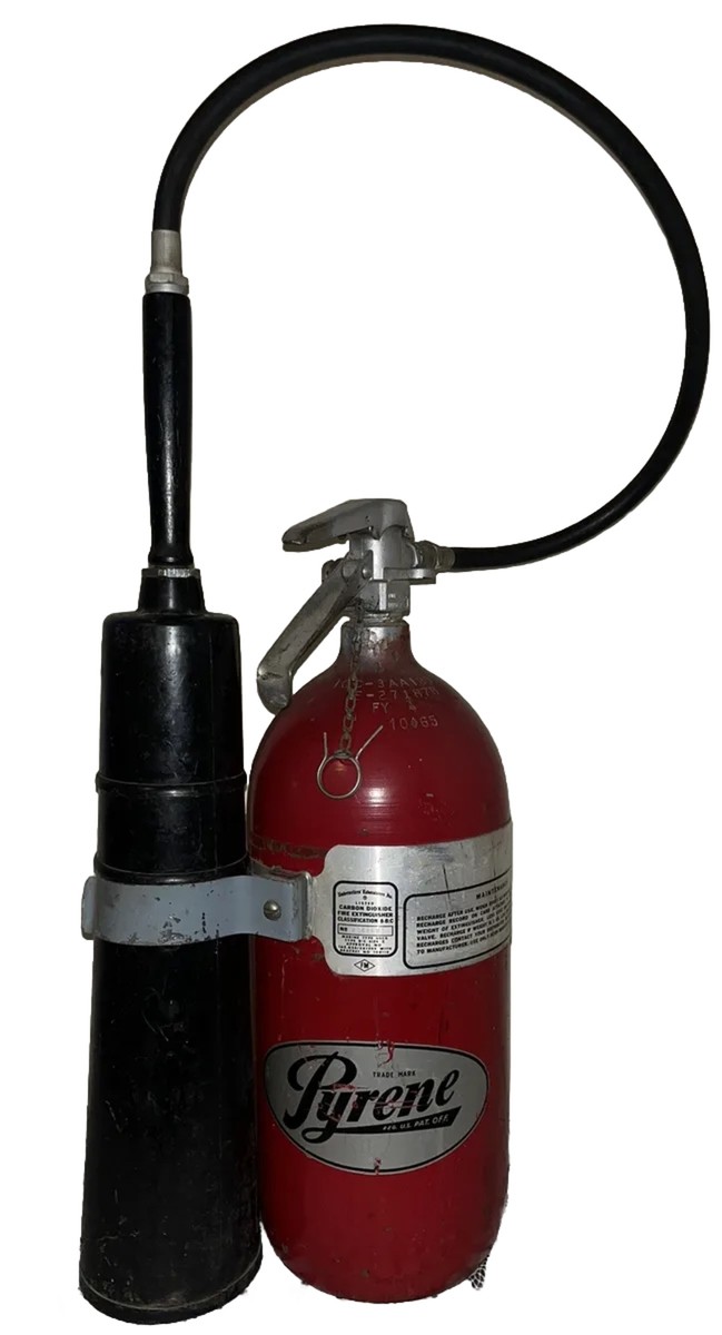 Vintage Pyrene (The Fyr-Fyter Company) 10Lb. CO2 Fire