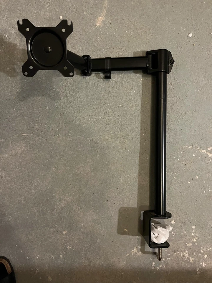 Adjustable Monitor Arm - Ergonomic / Schwenkbarer Monitorarm – Ergonomisch