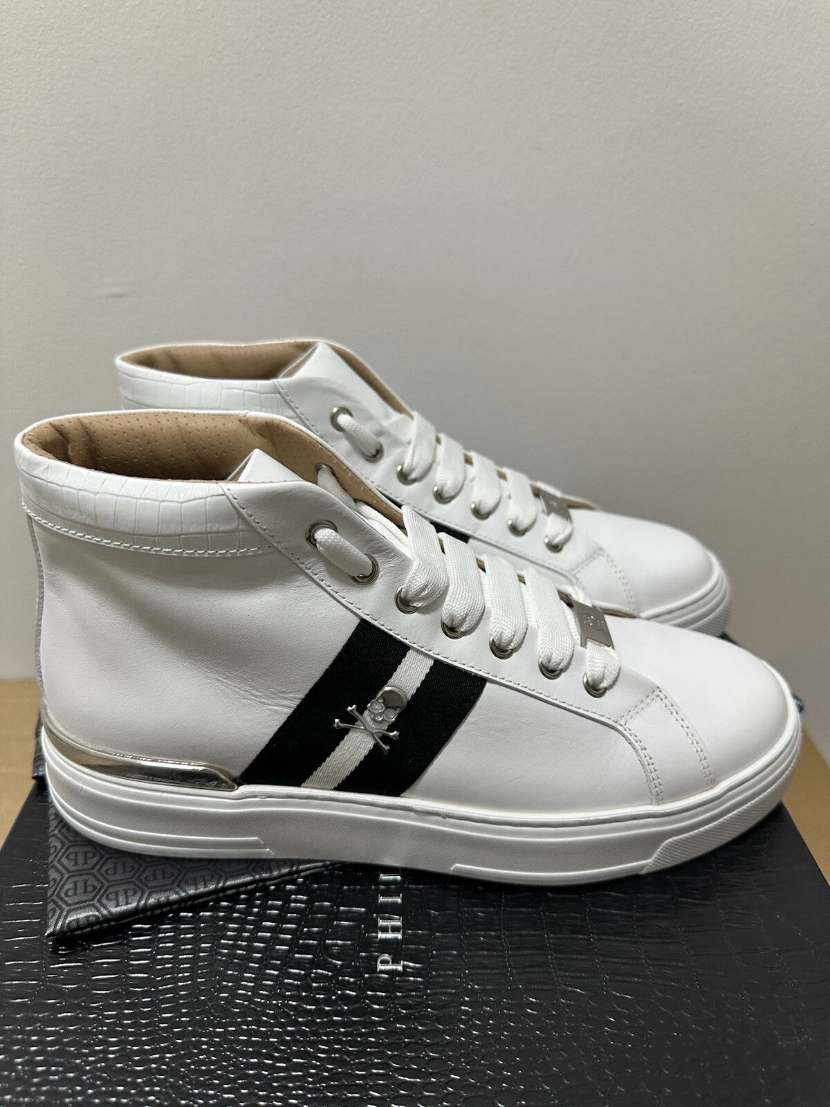 Foto 2 di 9