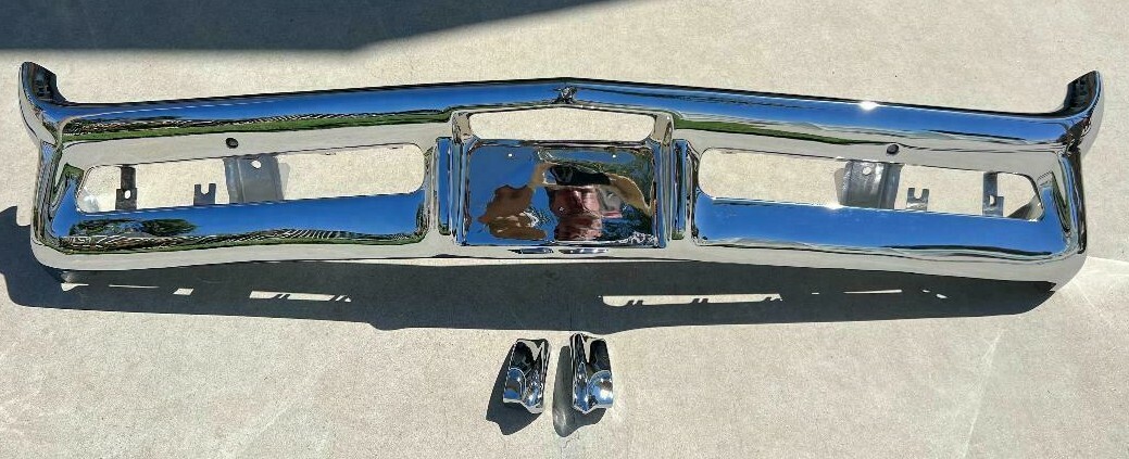 X OLDSMOBILE 88 EIGHTY-EIGHT NEW TRIPLE PLATED CHROME FRONT BUMPER