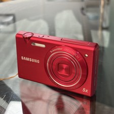 Samsung MV800 Digital Camera 16 MP 5x Optical Zoom Flip-out Touch Screen