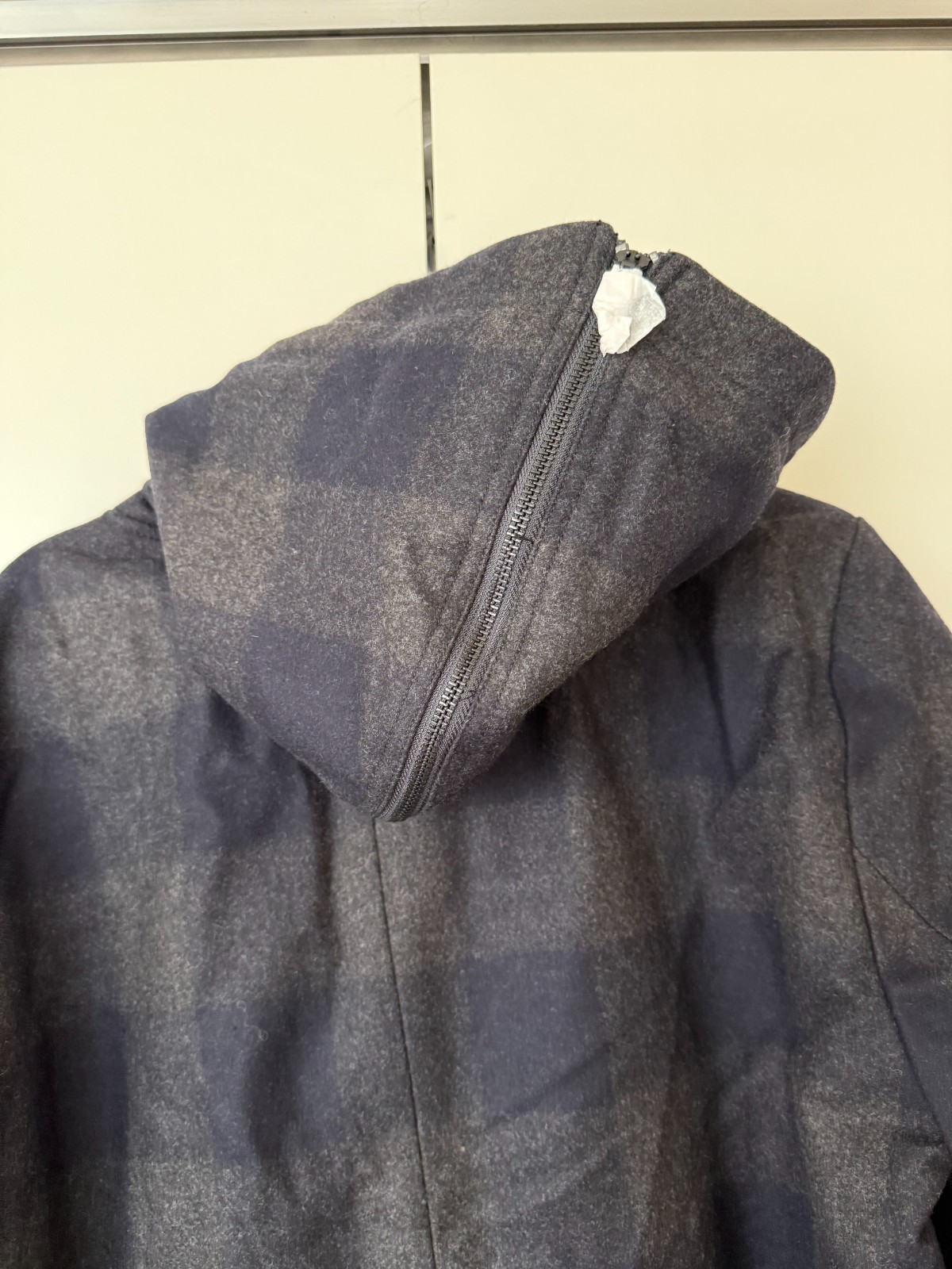 NEW $895 VINCE Checked Faux Shearling Trim Duffle Men Coat Wool Blend Small image 6