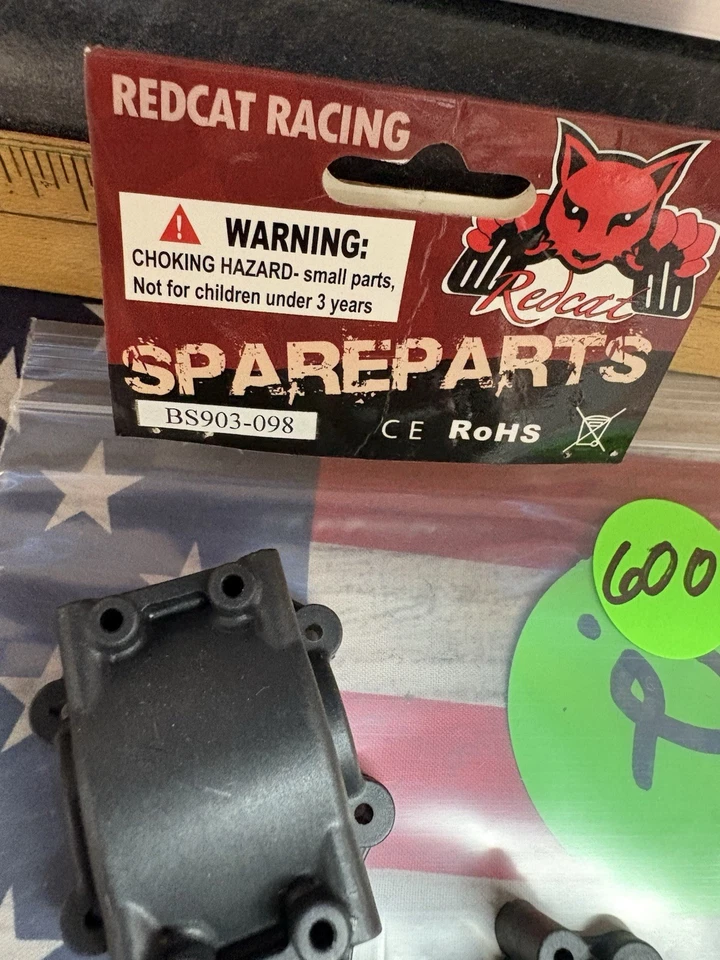 Redcat Racing BS903-098 Differential Gearbox Bulkhead  RER02250 - Image 3 of 4