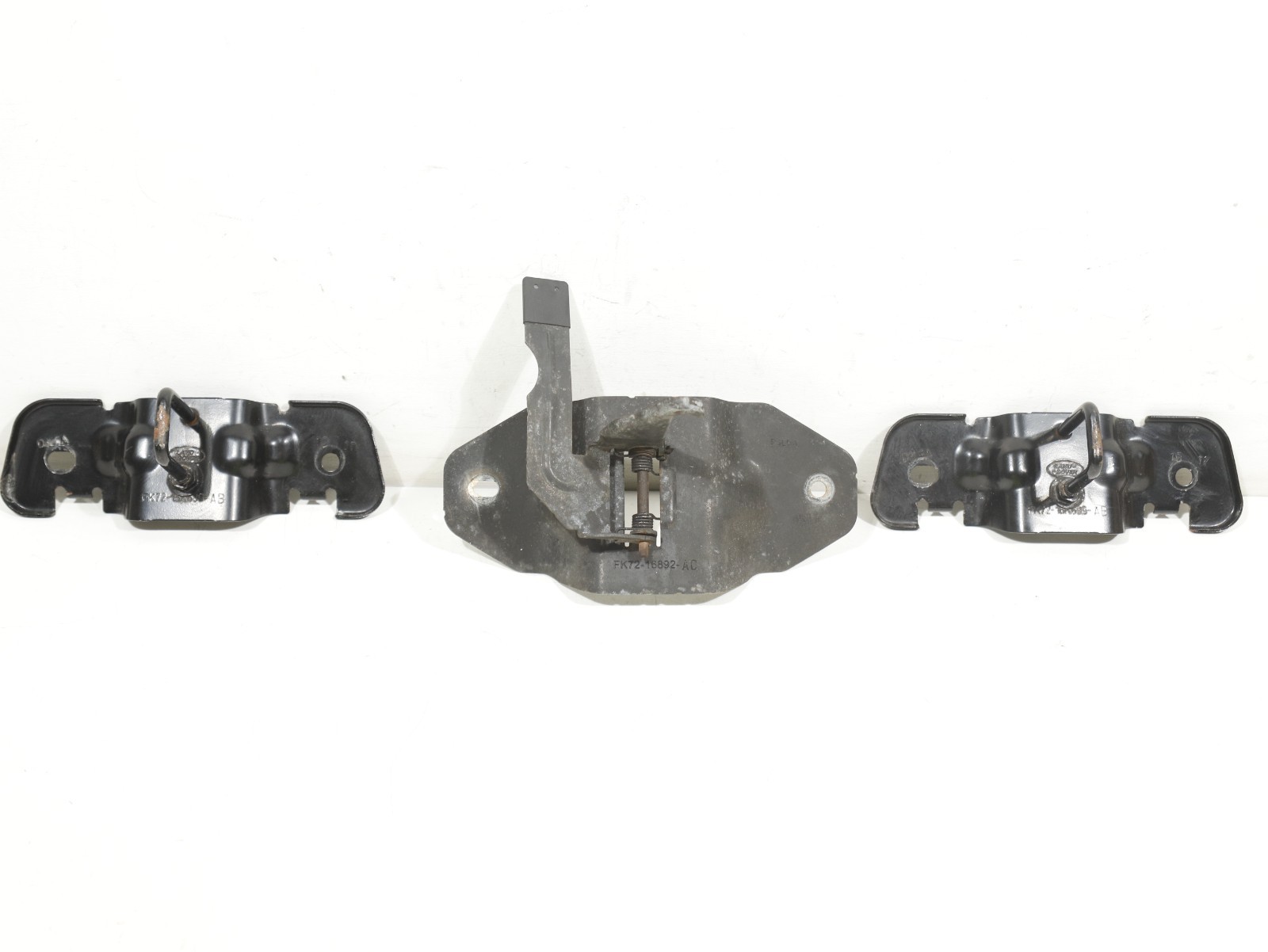 15-19 Land Rover Discovery Sport Hood Safety Lock Latch Catch Hook Bracket SET 2